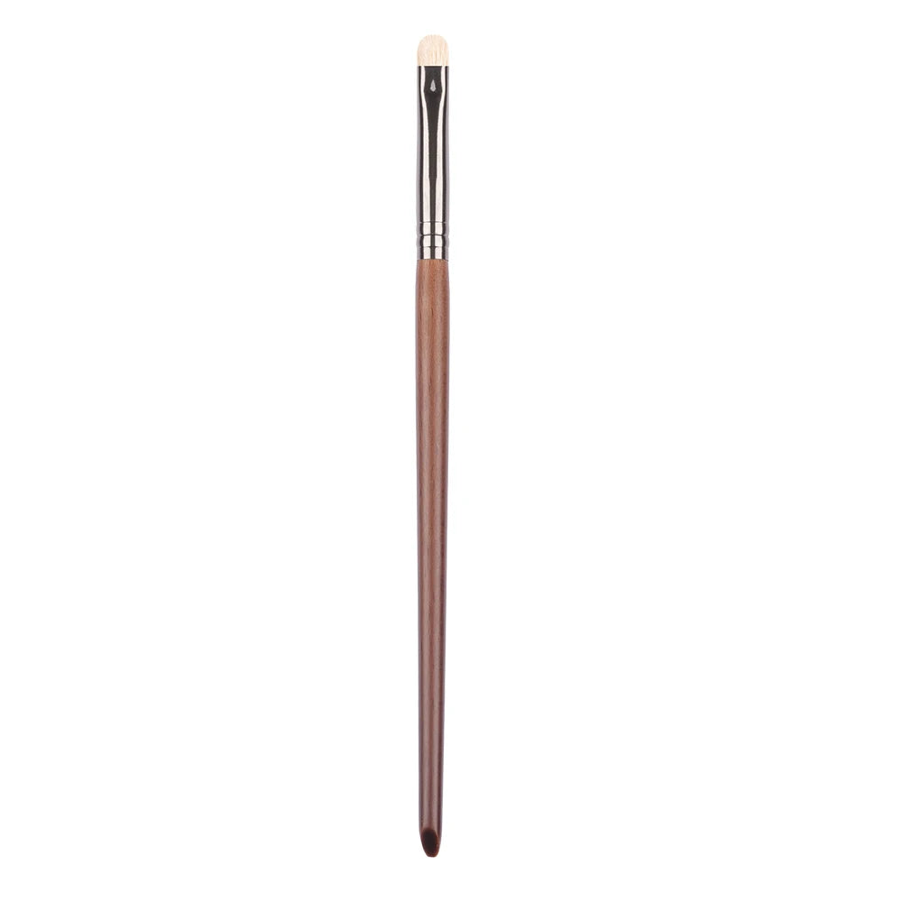 Natural Goat Hair Eyeshadow Brush – Blending & Crease Tool (1pc)