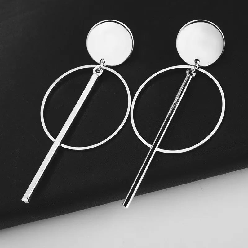 Geometric Clip-On Earrings – No-Piercing Fashion Jewelry for Women