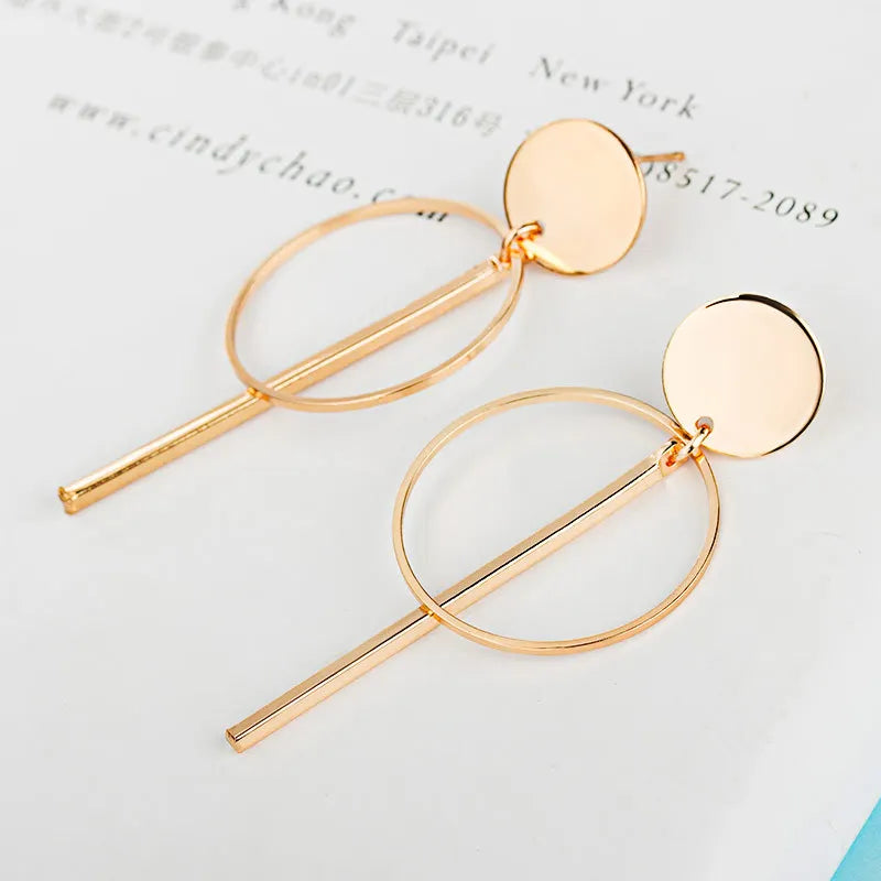 Geometric Clip-On Earrings – No-Piercing Fashion Jewelry for Women