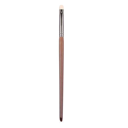 Natural Goat Hair Eyeshadow Brush – Blending & Crease Tool (1pc)
