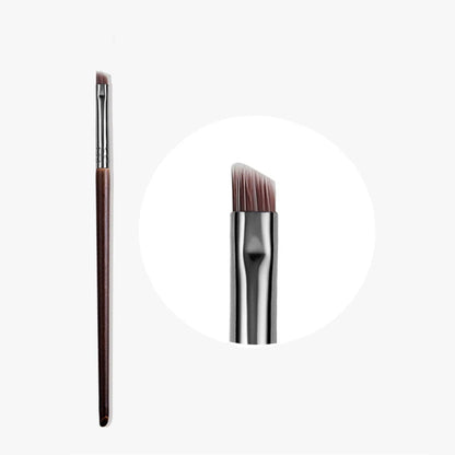 Natural Goat Hair Eyeshadow Brush – Blending & Crease Tool (1pc)