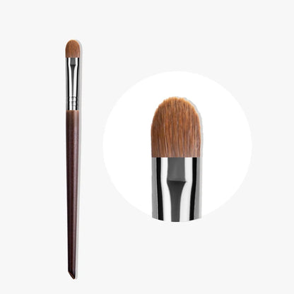 Natural Goat Hair Eyeshadow Brush – Blending & Crease Tool (1pc)