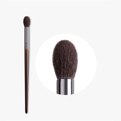 Natural Goat Hair Eyeshadow Brush – Blending & Crease Tool (1pc)