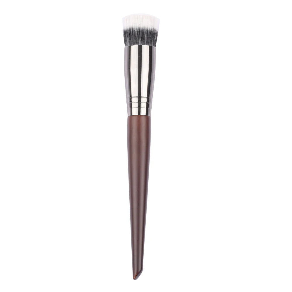 Natural Goat Hair Eyeshadow Brush – Blending & Crease Tool (1pc)