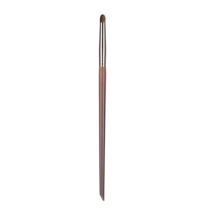 Natural Goat Hair Eyeshadow Brush – Blending & Crease Tool (1pc)