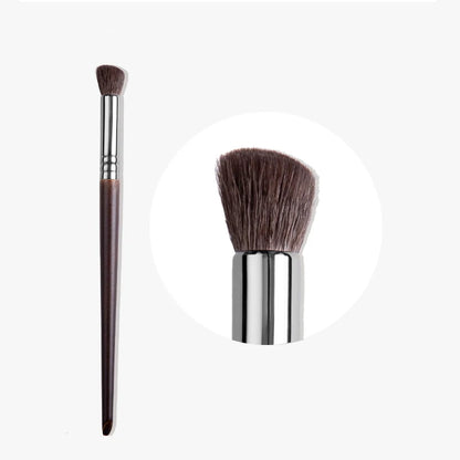 Natural Goat Hair Eyeshadow Brush – Blending & Crease Tool (1pc)