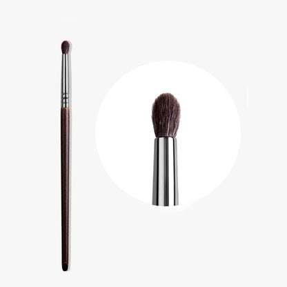 Natural Goat Hair Eyeshadow Brush – Blending & Crease Tool (1pc)