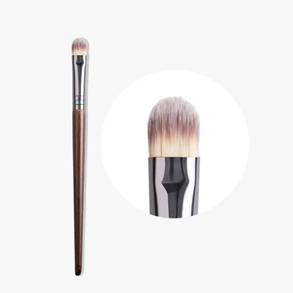 Natural Goat Hair Eyeshadow Brush – Blending & Crease Tool (1pc)