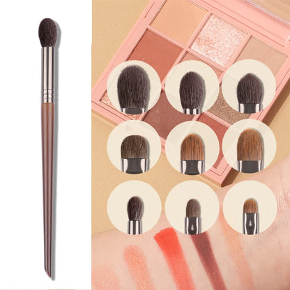 Natural Goat Hair Eyeshadow Brush – Blending & Crease Tool (1pc)